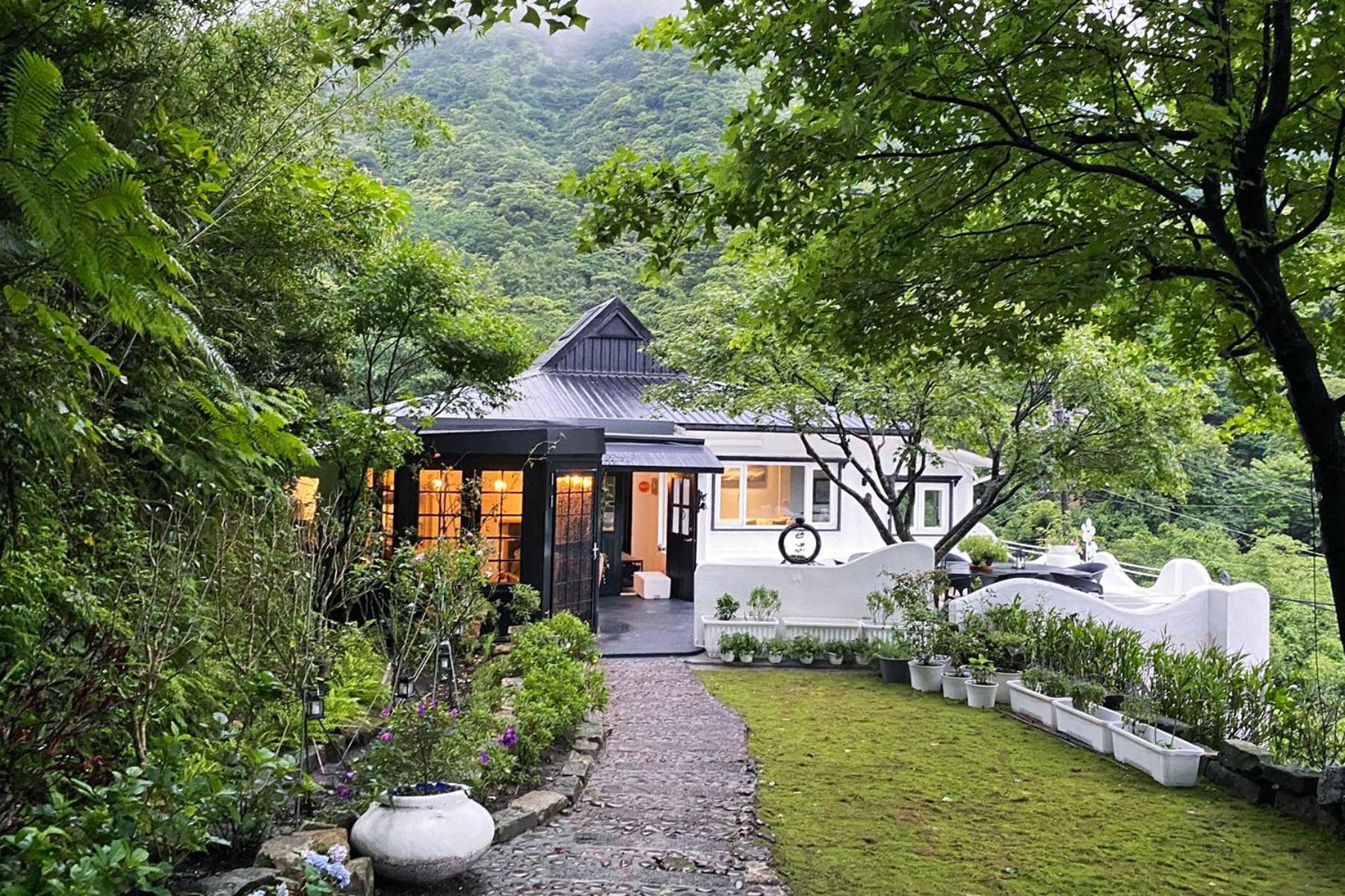 金石新月光 Bed & Breakfast Jiufen Eksteriør bilde
